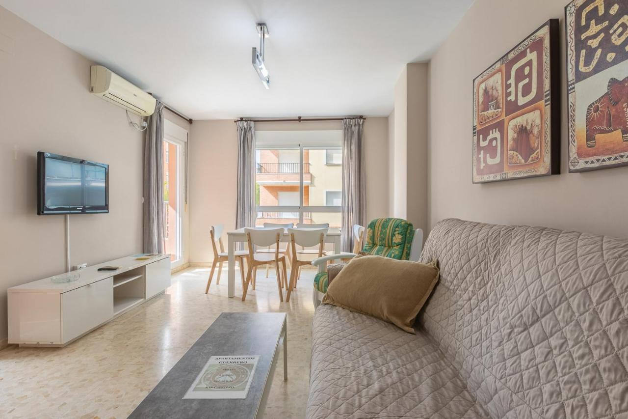 Apartamentos Guerrero Torre Del Mar Extérieur photo