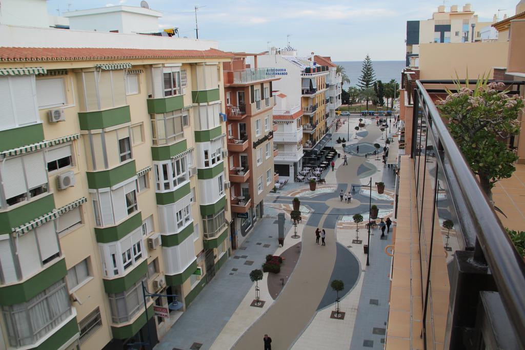 Apartamentos Guerrero Torre Del Mar Extérieur photo