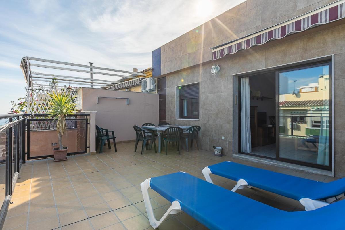 Apartamentos Guerrero Torre Del Mar Extérieur photo