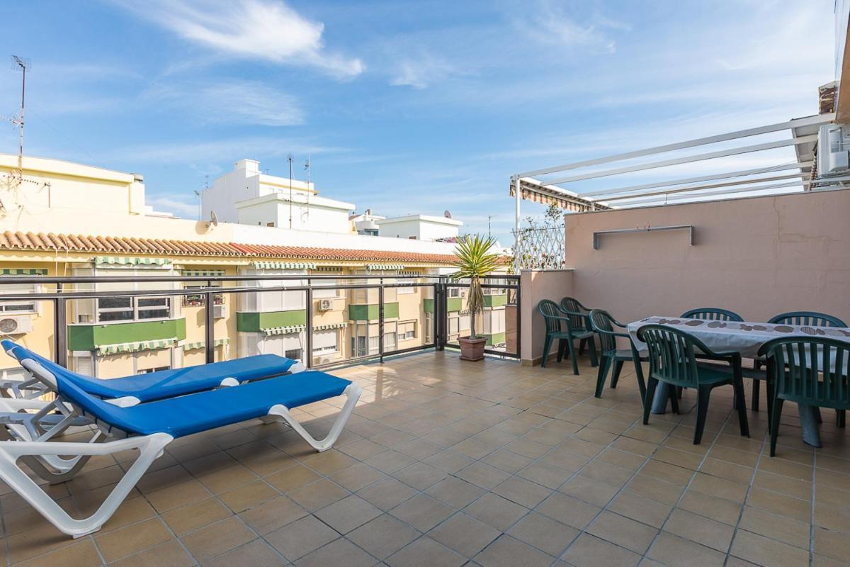 Apartamentos Guerrero Torre Del Mar Extérieur photo