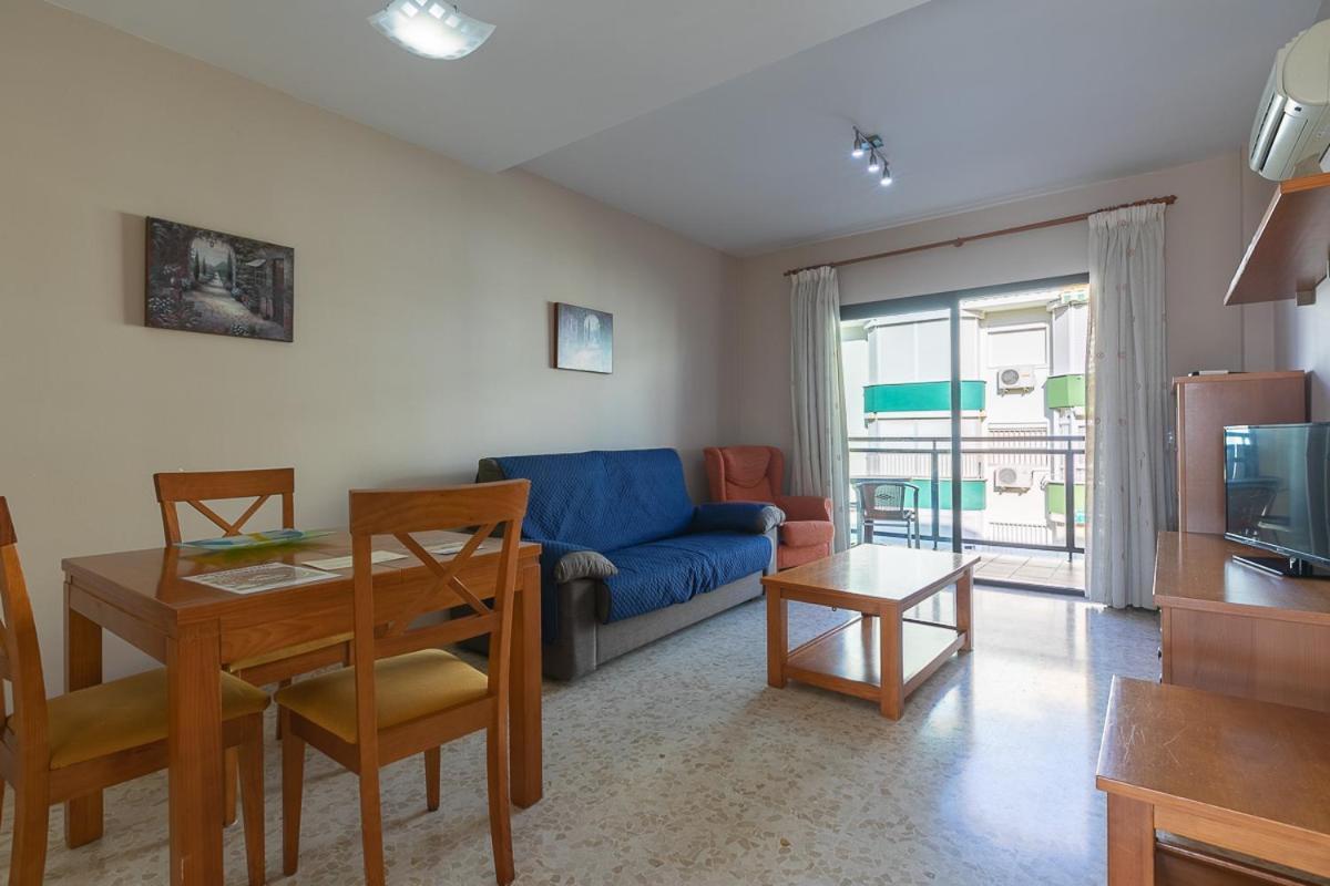 Apartamentos Guerrero Torre Del Mar Extérieur photo