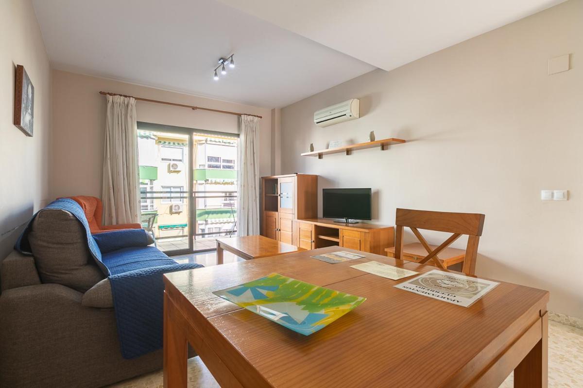 Apartamentos Guerrero Torre Del Mar Extérieur photo
