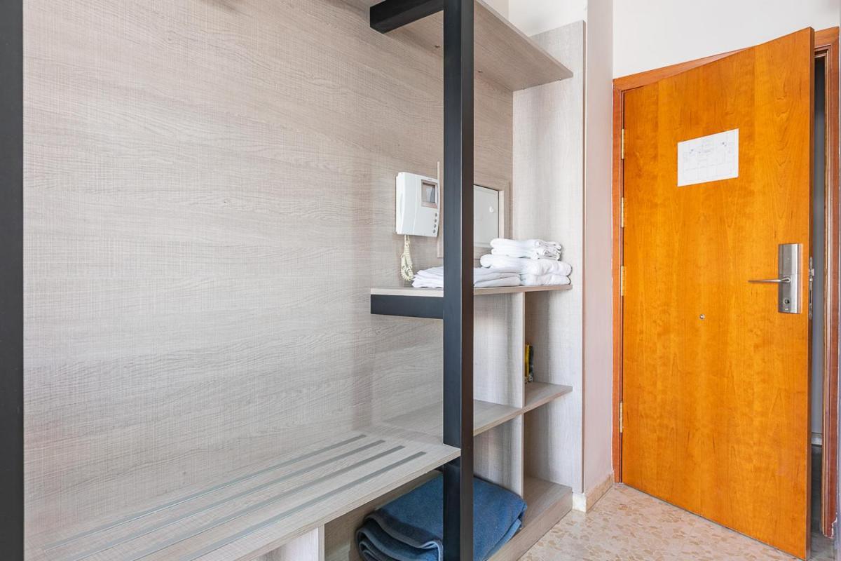 Apartamentos Guerrero Torre Del Mar Extérieur photo