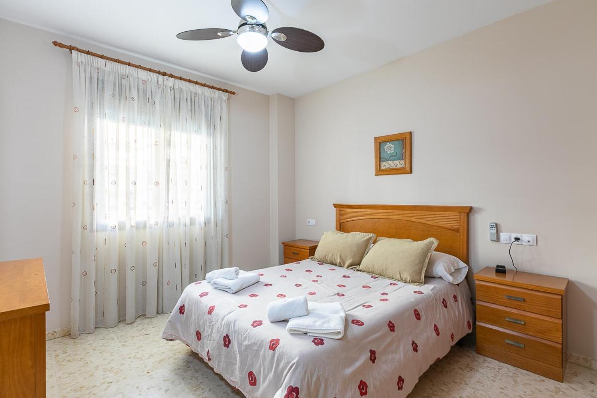 Apartamentos Guerrero Torre Del Mar Extérieur photo