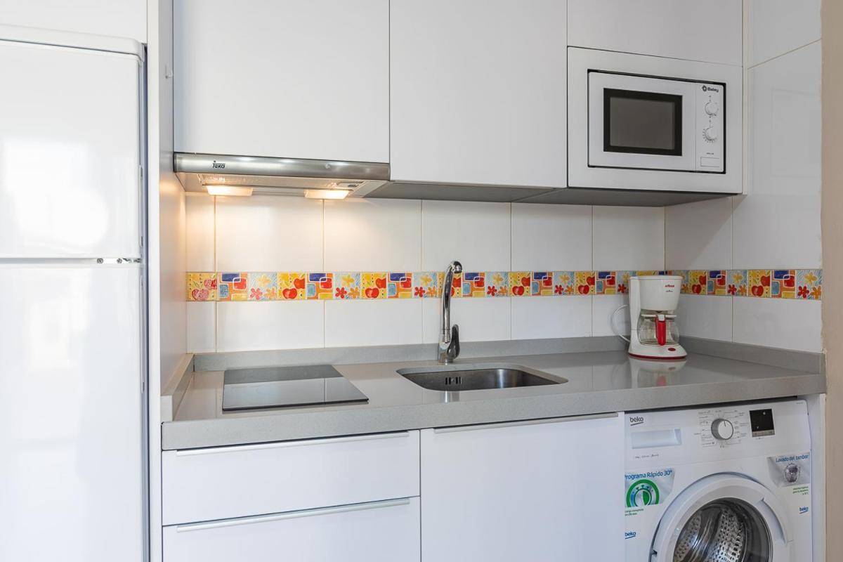 Apartamentos Guerrero Torre Del Mar Extérieur photo
